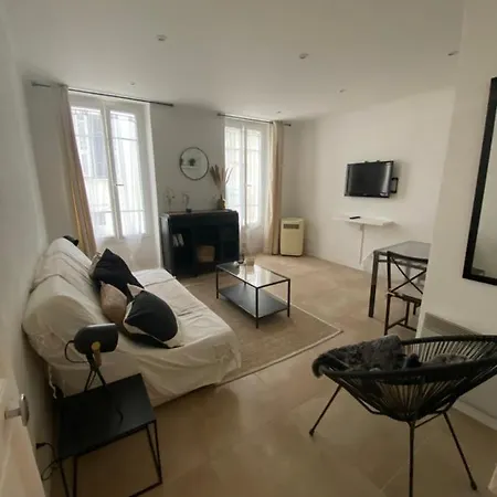 2 Pieces Hyper Centre Apartament *