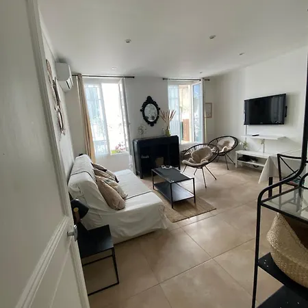 2 Pieces Hyper Centre *