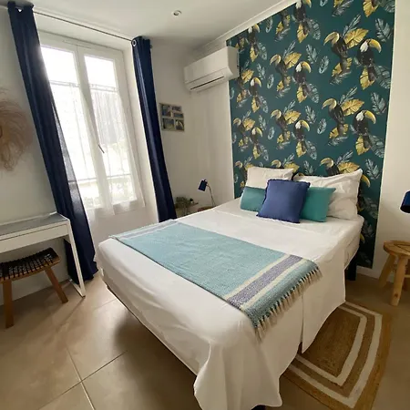 2 Pieces Hyper Centre